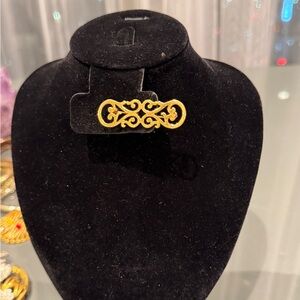 Vintage Ornate Elegant Gold Brooch